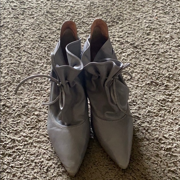 Grey booties - Picture 2 of 4